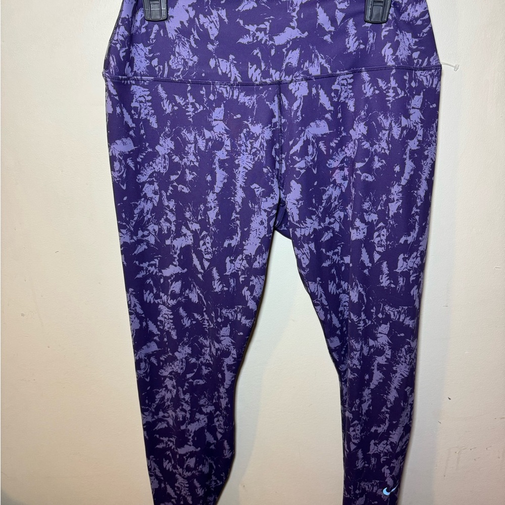 New… Nike Women's One High-Waisted Printed Leggings Daybreak Size XL